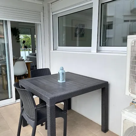 Familiar شقة بلاتجا ذارو