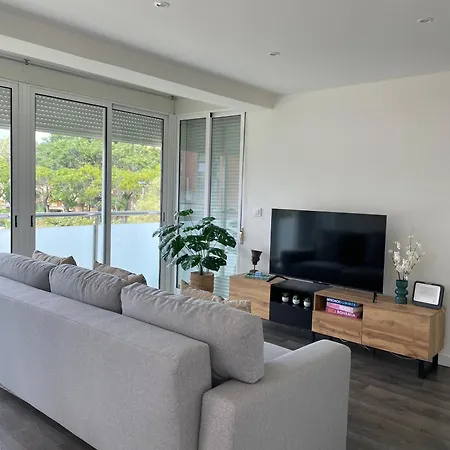 شقة Familiar بلاتجا ذارو